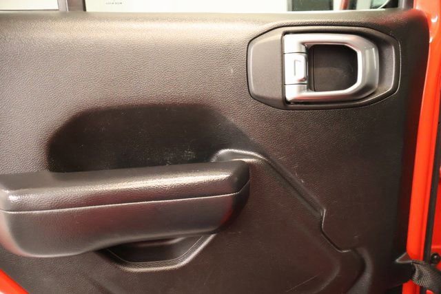 Used 2018 Jeep Wrangler Unlimited Sport S image 29