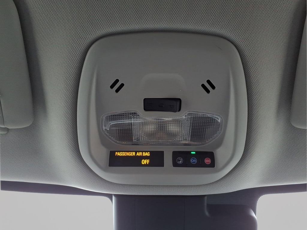 Used 2024 Chevrolet Trax LT w/ Driver Confidence Package image 27