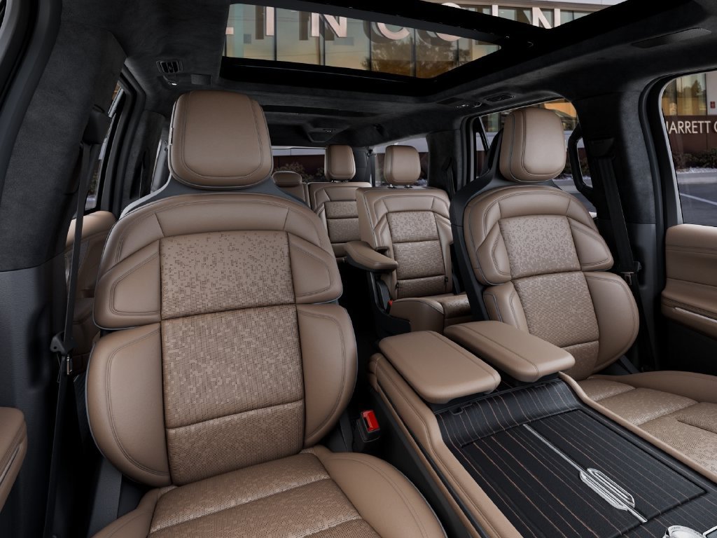 New 2027 Lincoln Navigator L Black Label AWD/4WD image 10