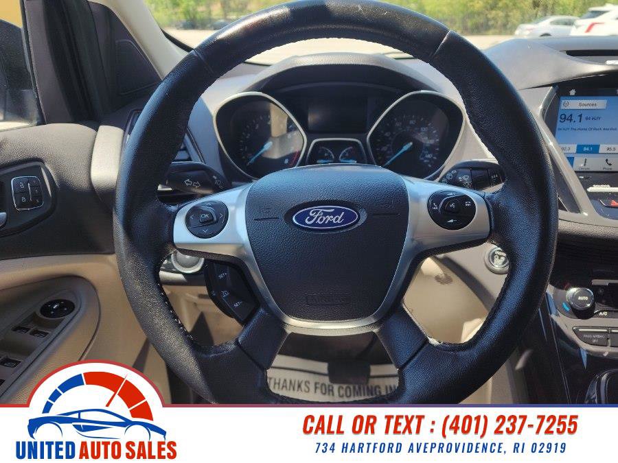 Used 2016 Ford Escape Titanium w/ Equipment Group 301A AWD/4WD image 19