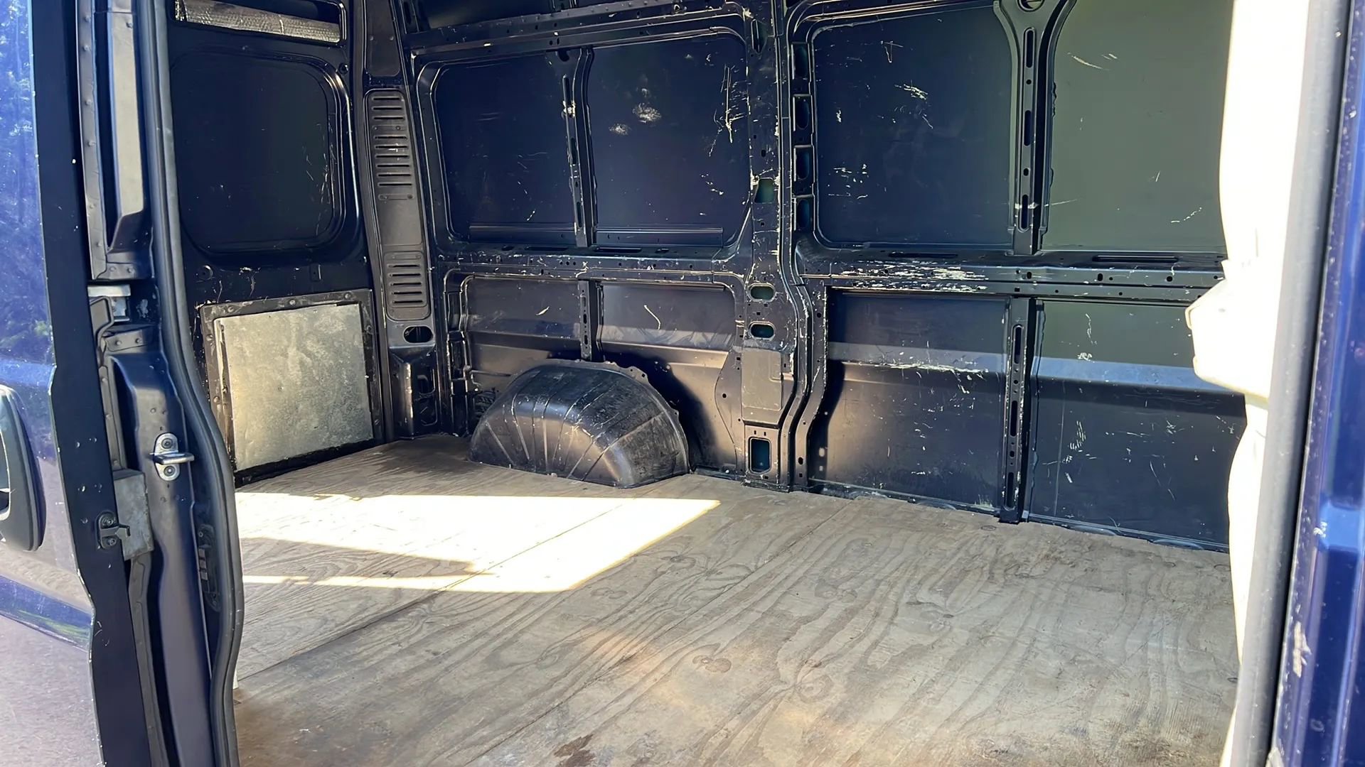 Used 2014 RAM ProMaster 2500 w/ Interior Convenience Group FWD image 14