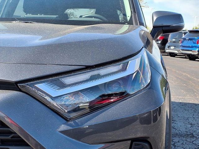 Used 2024 Toyota RAV4 LE image 21