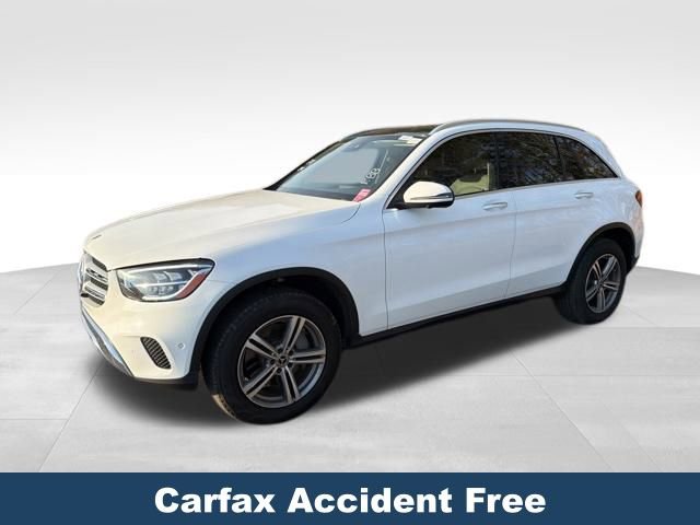 Used 2022 Mercedes-Benz GLC 300 w/ Premium Package Lite image 3