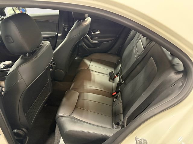 Used 2022 Mercedes-Benz A 220 4MATIC image 13