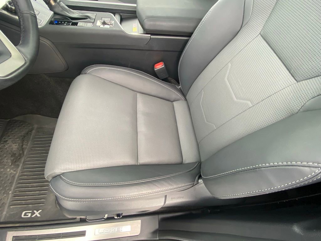 Used 2025 Lexus GX 550 550 Luxury+ w/ Accessory Package (Z1) image 22