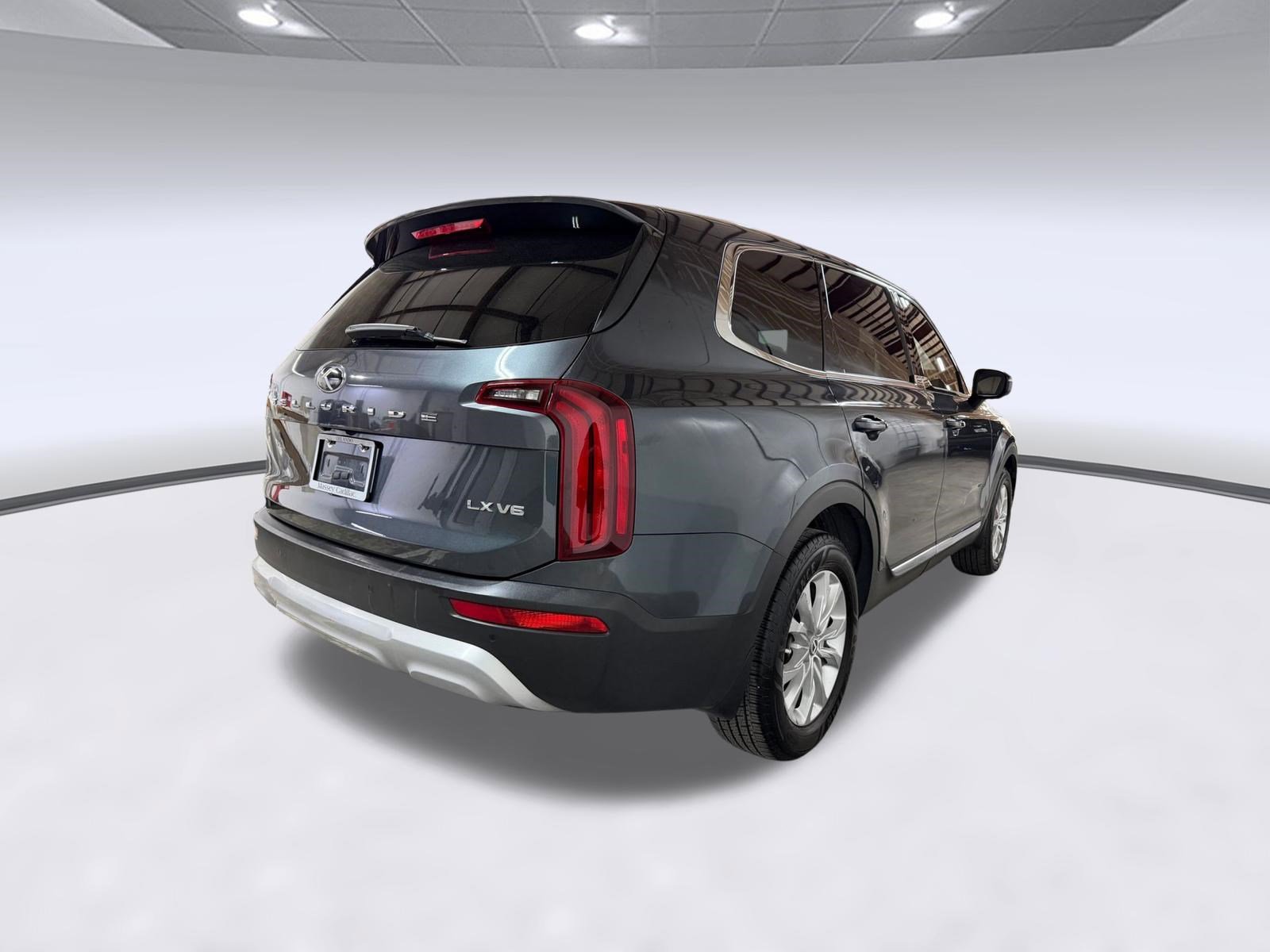 Used 2021 Kia Telluride LX FWD image 8