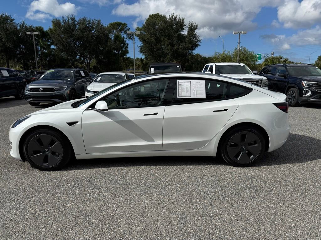 Used 2023 Tesla Model 3 Standard Range image 11