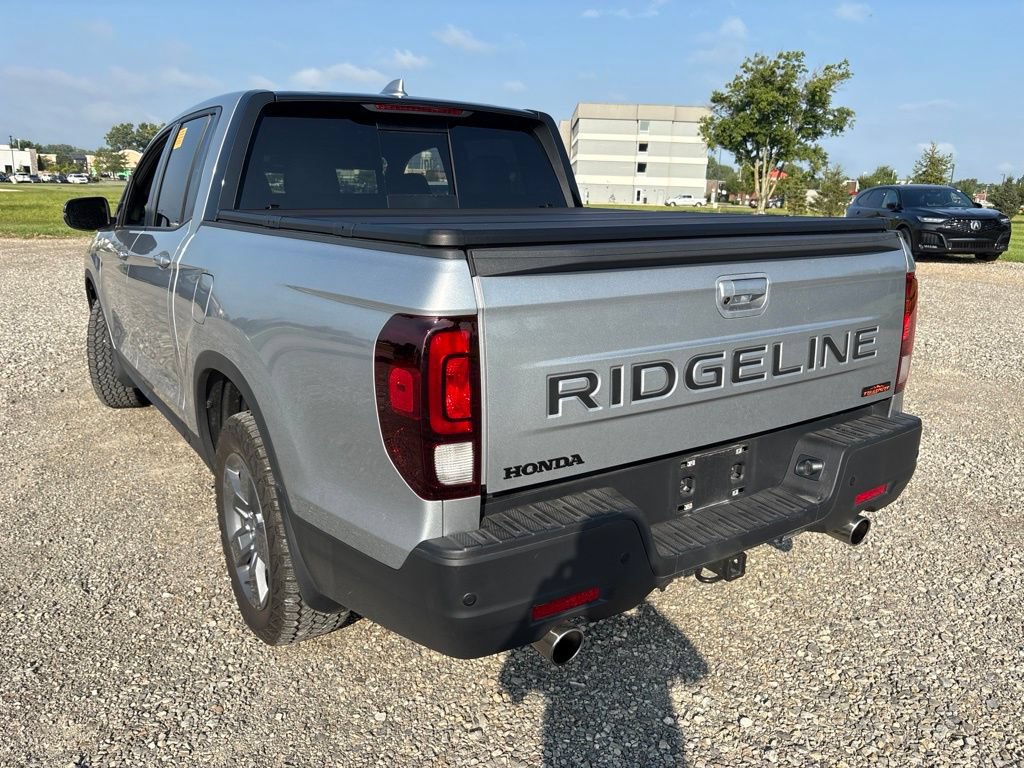 Used 2025 Honda Ridgeline TrailSport image 9