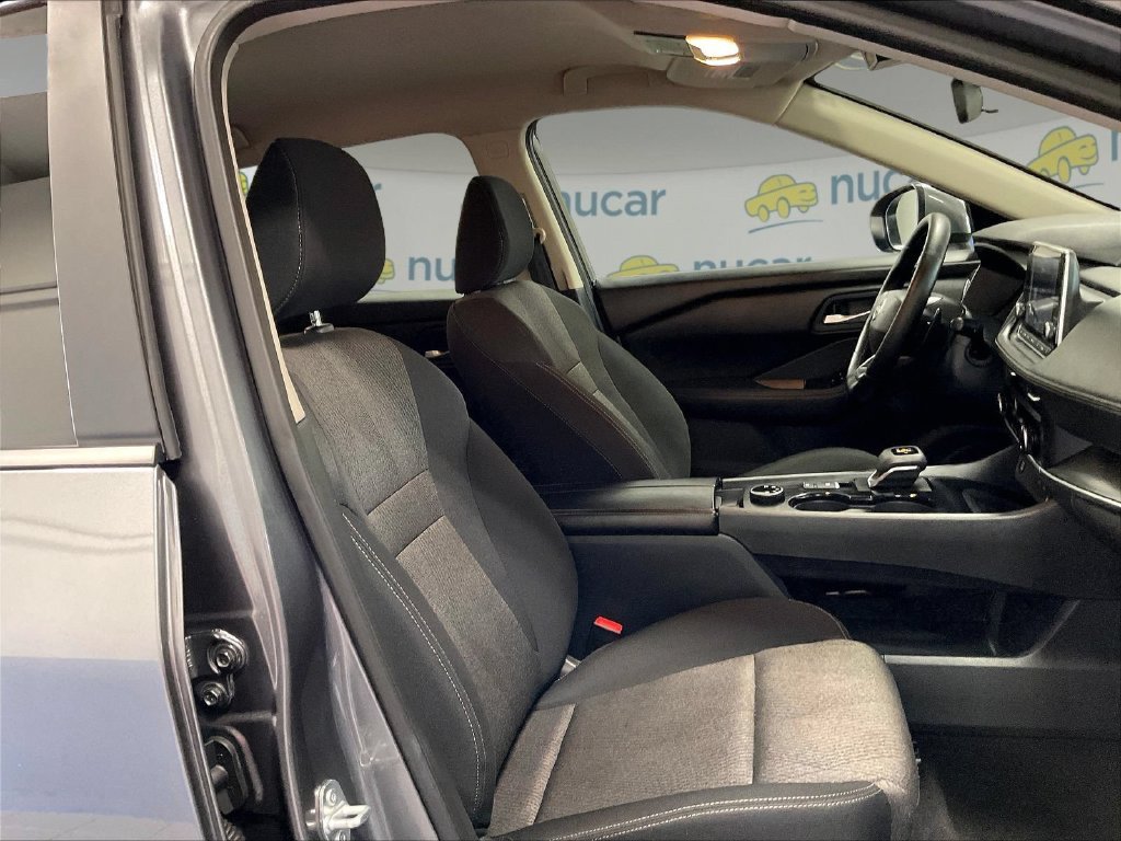 Certified 2026 Nissan Rogue SV AWD/4WD image 11
