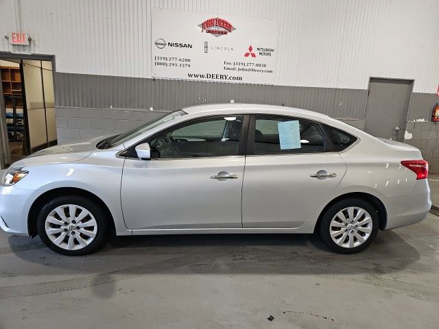 Used 2016 Nissan Sentra S FWD image 6