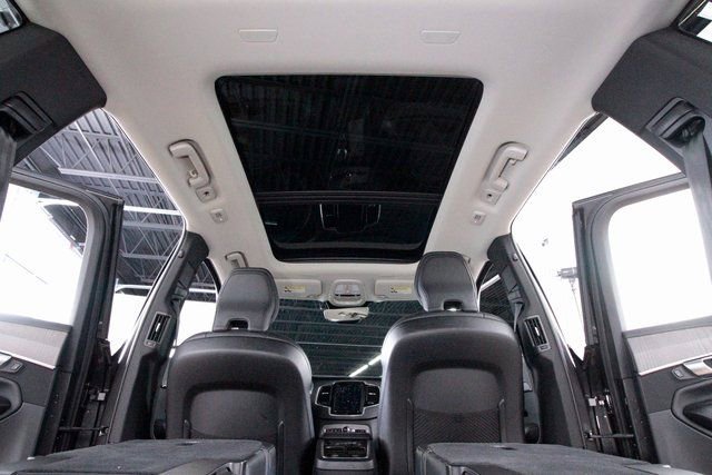 Certified 2023 Volvo XC90 B6 Ultimate w/ Protection Package Premier image 36