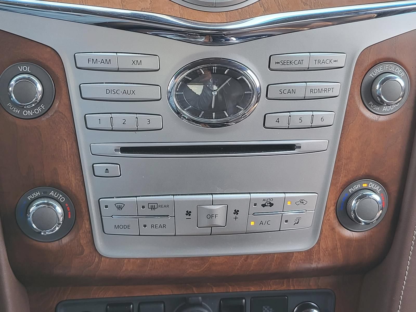 Used 2015 INFINITI QX80 4WD w/ Limited Package image 30