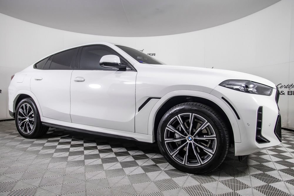 Used 2024 BMW X6 xDrive40i w/ Parking Assistance Package AWD/4WD image 2