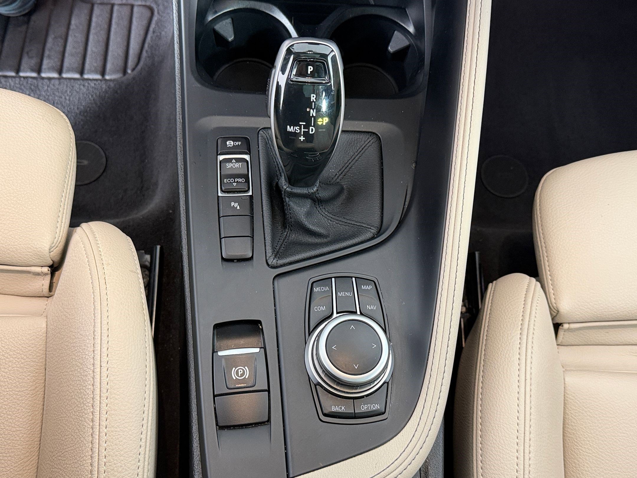 Used 2022 BMW X2 sDrive28i w/ Convenience Package image 16