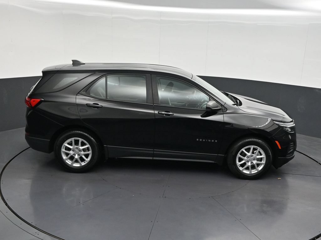 Used 2024 Chevrolet Equinox LS FWD image 21