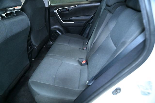 Used 2022 Toyota RAV4 LE image 37