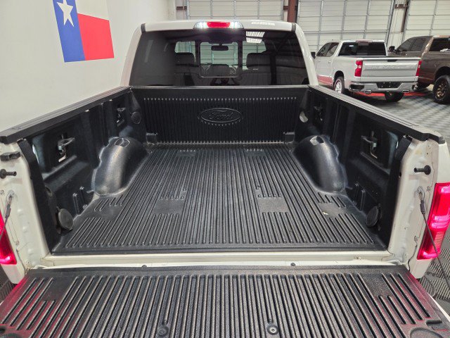 Used 2018 Ford F150 King Ranch w/ Equipment Group 601A Luxury AWD/4WD image 31