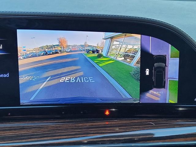 Used 2023 Cadillac Escalade Premium Luxury image 12