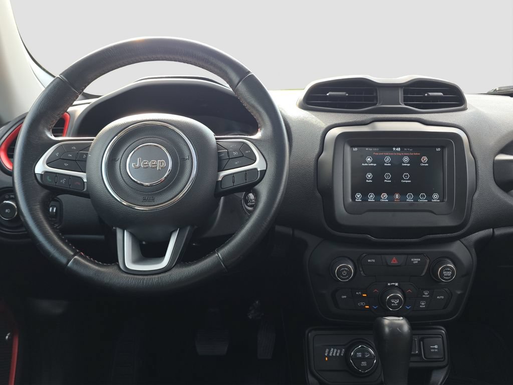 Used 2018 Jeep Renegade Trailhawk AWD/4WD image 13
