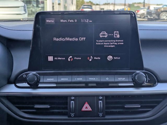 Used 2024 Kia Forte LXS w/ LXS Technology Package image 16