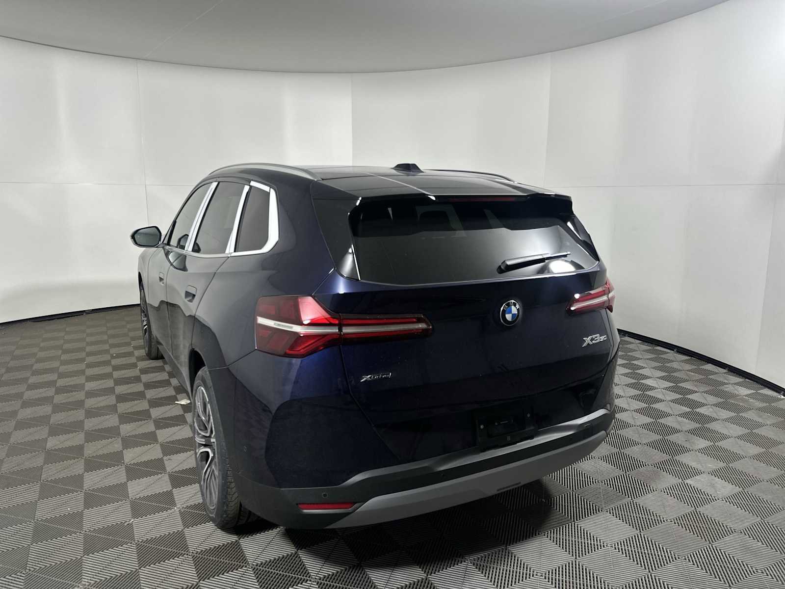 New 2026 BMW X3 xDrive30 w/ Convenience Package image 3
