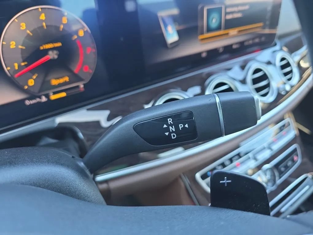 Used 2019 Mercedes-Benz E 450 4MATIC Sedan image 23