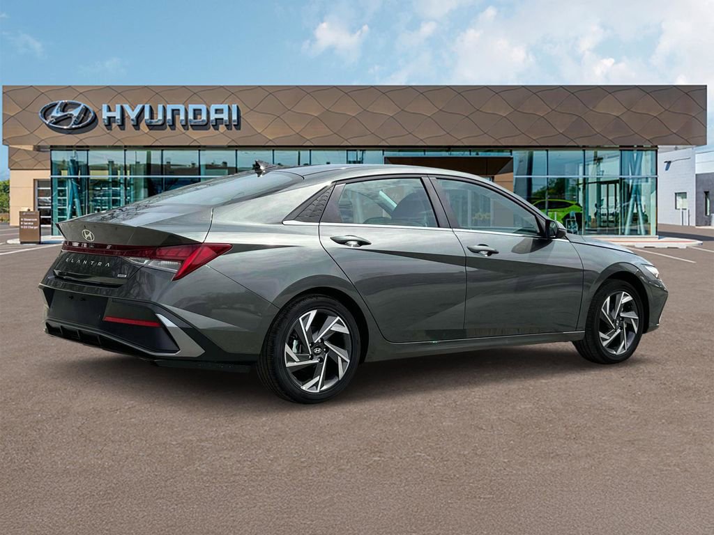 New 2025 Hyundai Elantra Limited image 8