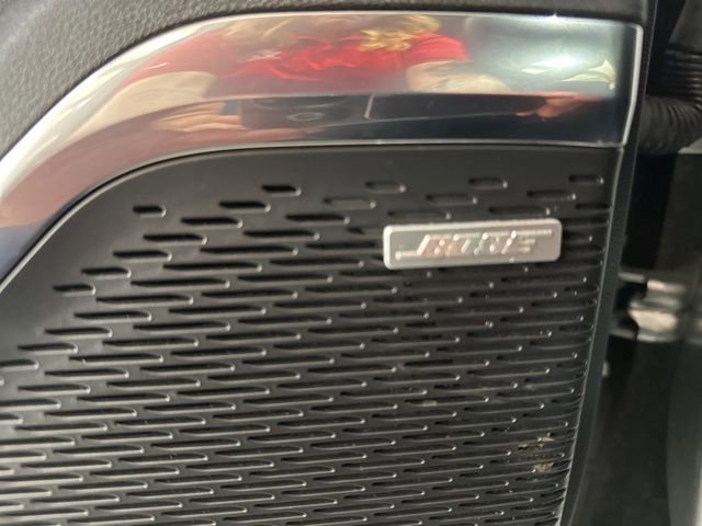 Used 2025 GMC Acadia Elevation image 30