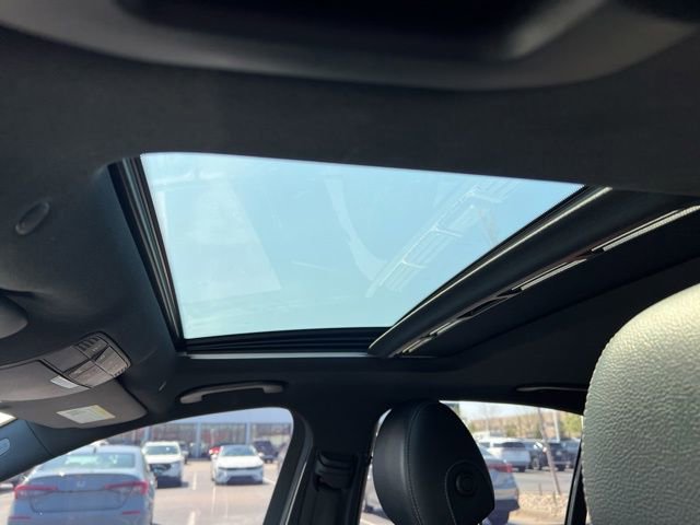 Used 2017 Mercedes-Benz E 300 4MATIC image 24