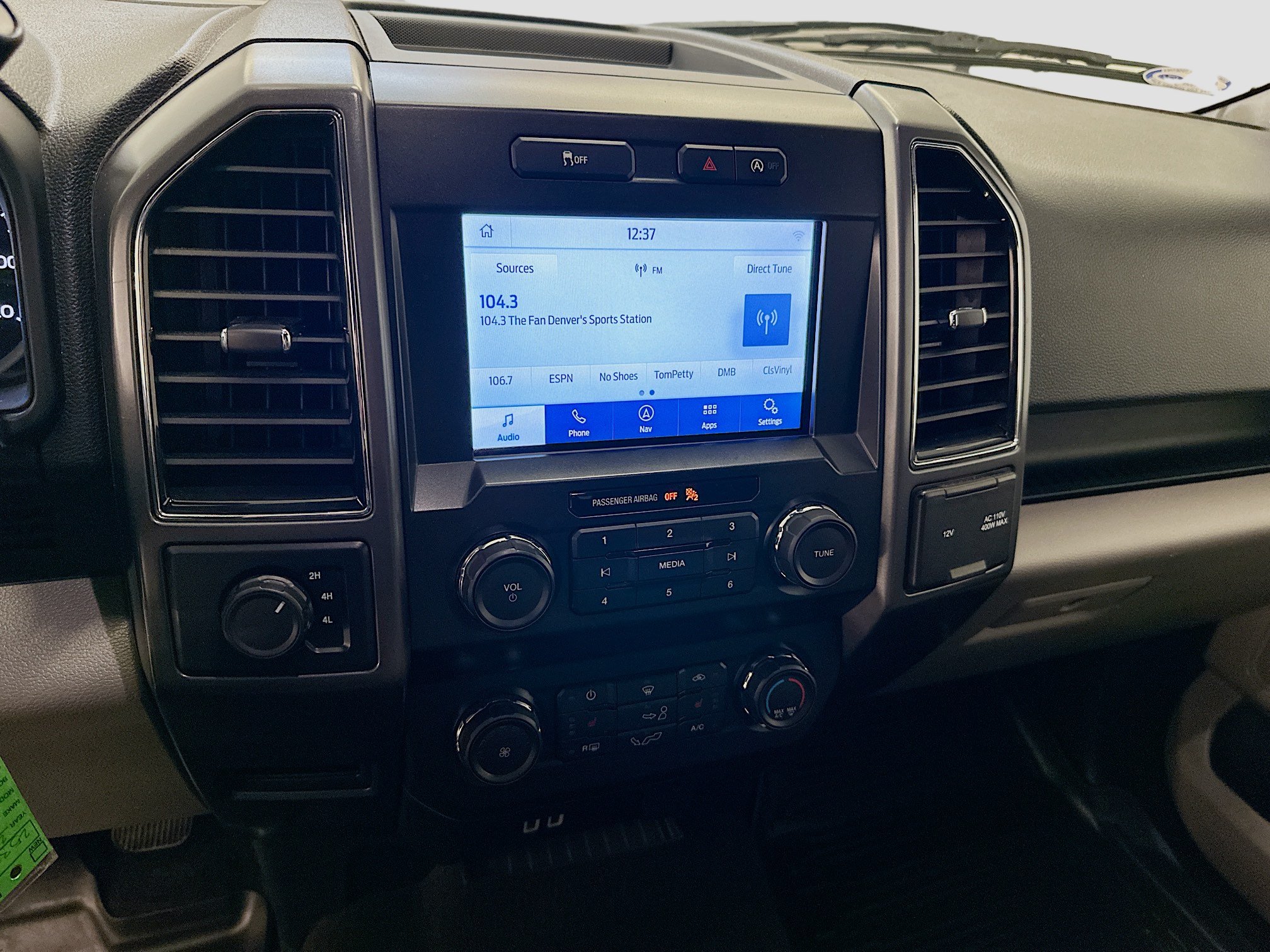 Used 2020 Ford F150 XLT w/ Equipment Group 302A Luxury AWD/4WD image 25