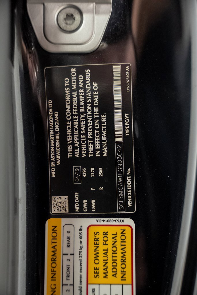 Used 2020 Aston Martin V8 Vantage Coupe image 61