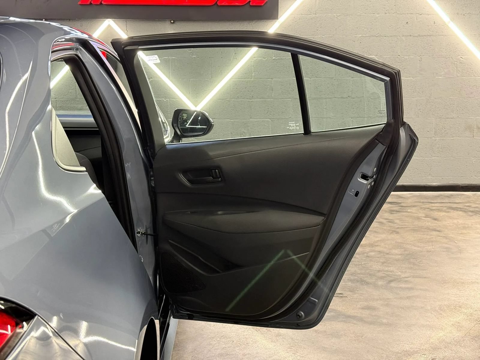 Used 2023 Toyota Corolla LE FWD image 22