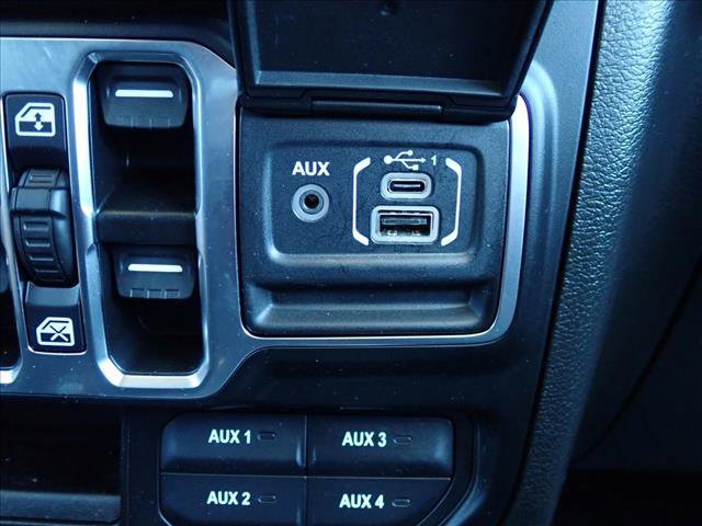 Used 2023 Jeep Wrangler Unlimited w/ Cold Weather Group AWD/4WD image 19