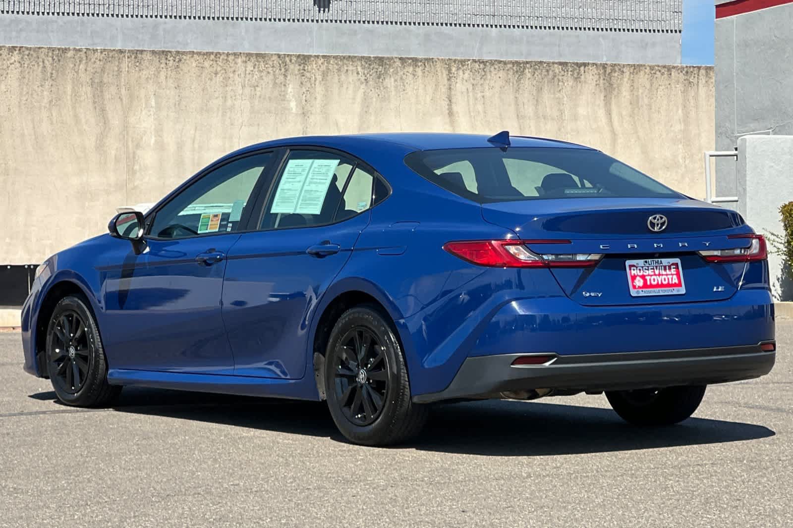 Used 2025 Toyota Camry LE FWD image 7