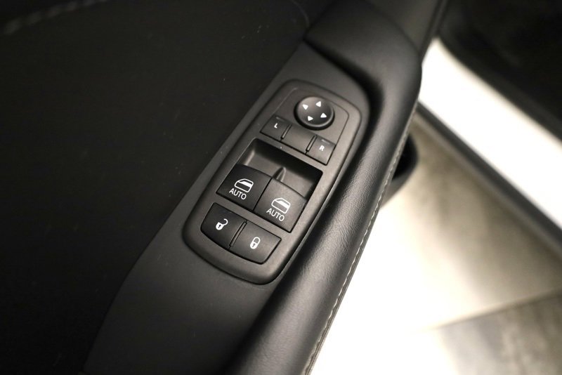 Used 2023 Dodge Challenger GT w/ Plus Package image 10