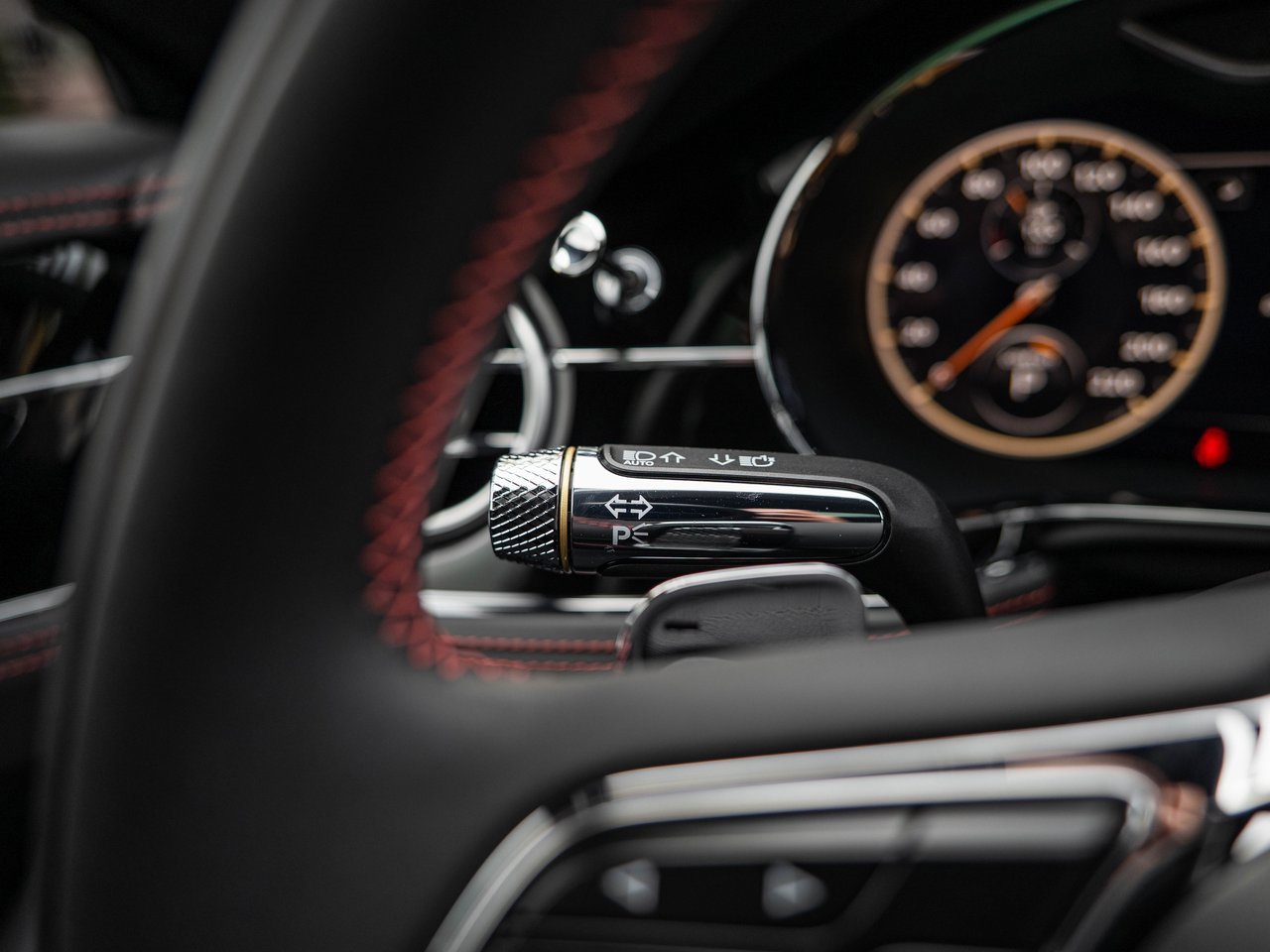 Used 2024 Bentley Flying Spur S V8 image 23