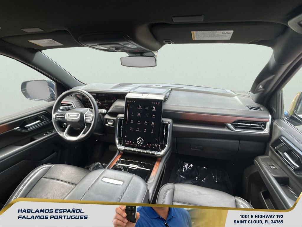 Used 2025 GMC Yukon XL Denali image 34