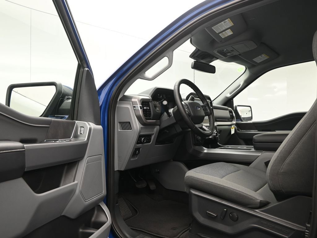 New 2025 Ford F150 XLT w/ Equipment Group 302A MID image 8