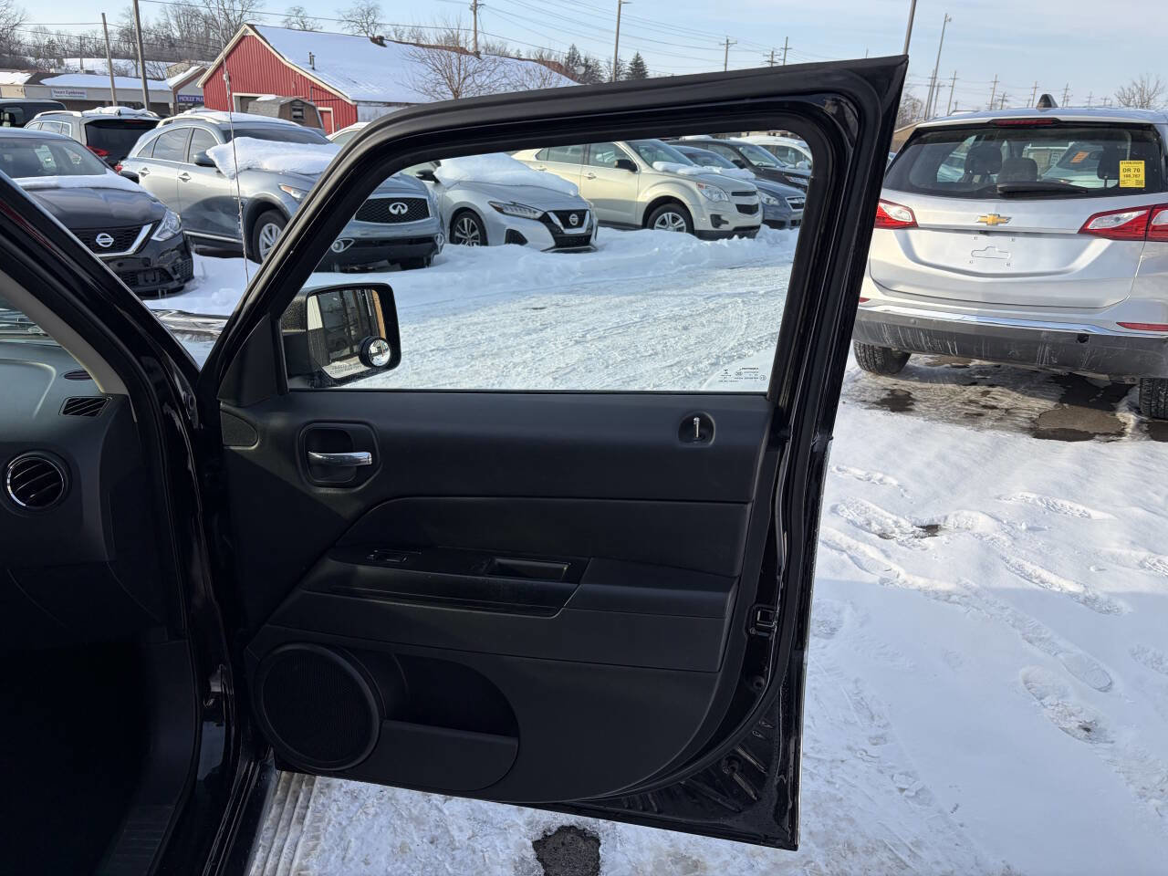 Used 2015 Jeep Patriot High Altitude image 18