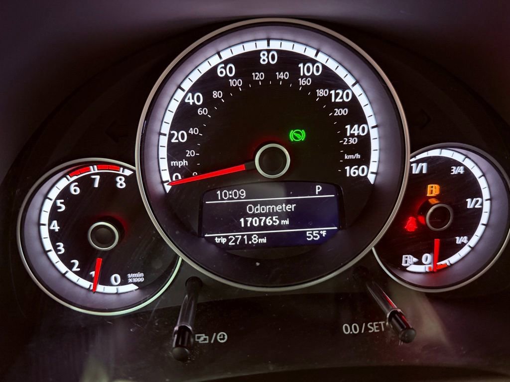 Used 2015 Volkswagen Beetle 1.8T Classic image 7