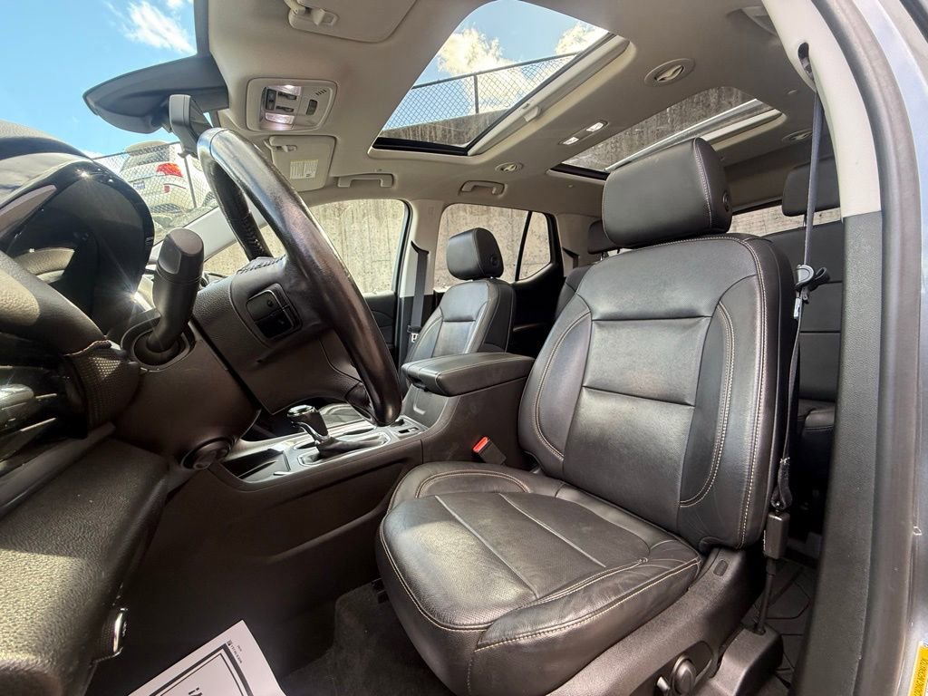 Used 2019 Chevrolet Traverse Premier w/ LPO, Floor Liner Package AWD/4WD image 15