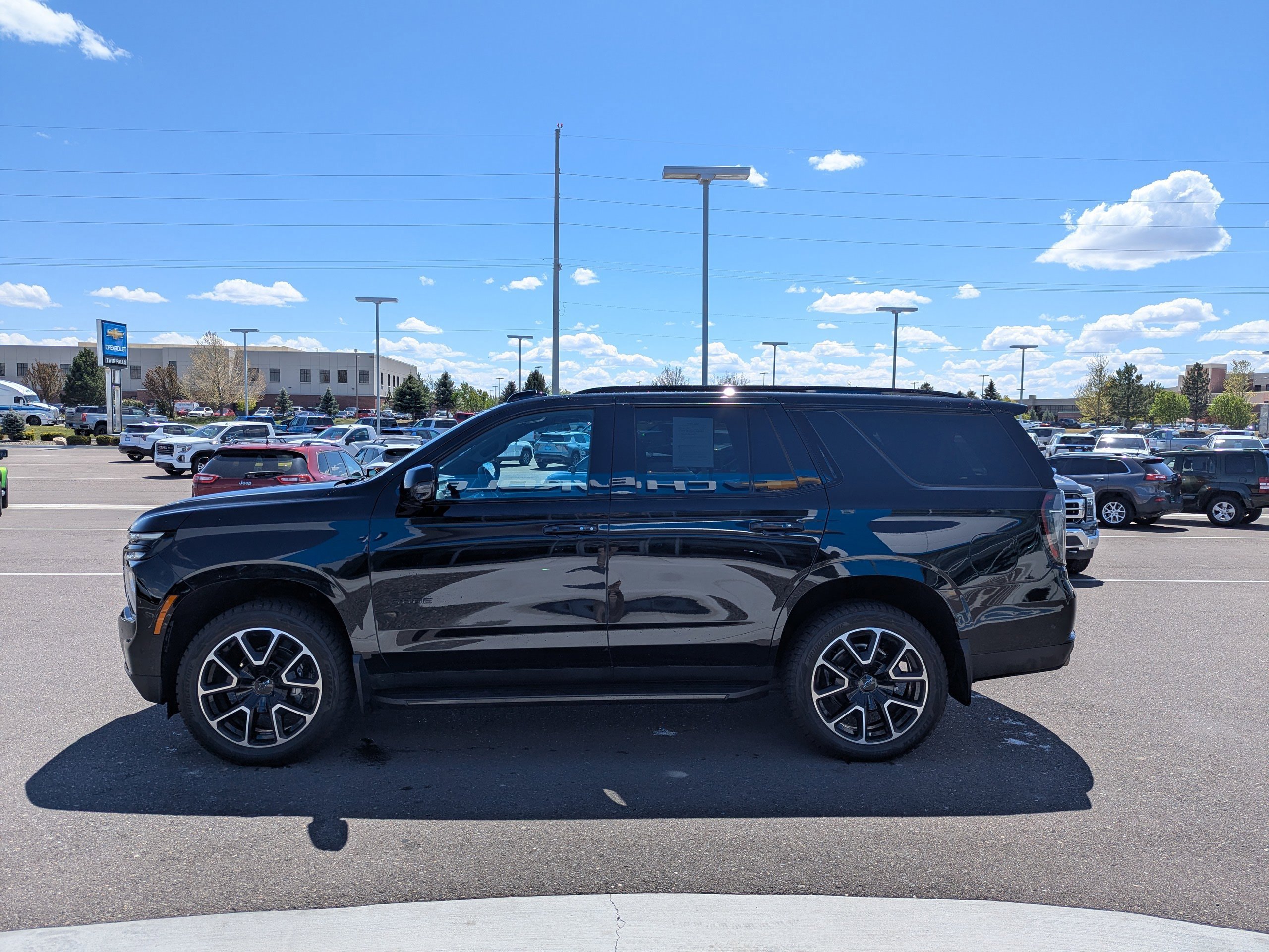 Certified 2025 Chevrolet Tahoe RST w/ Comfort Package AWD/4WD image 9