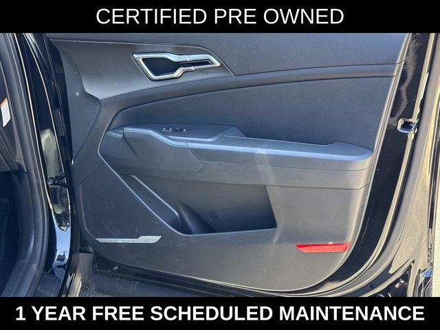 Used 2023 Kia Sportage LX AWD/4WD image 5