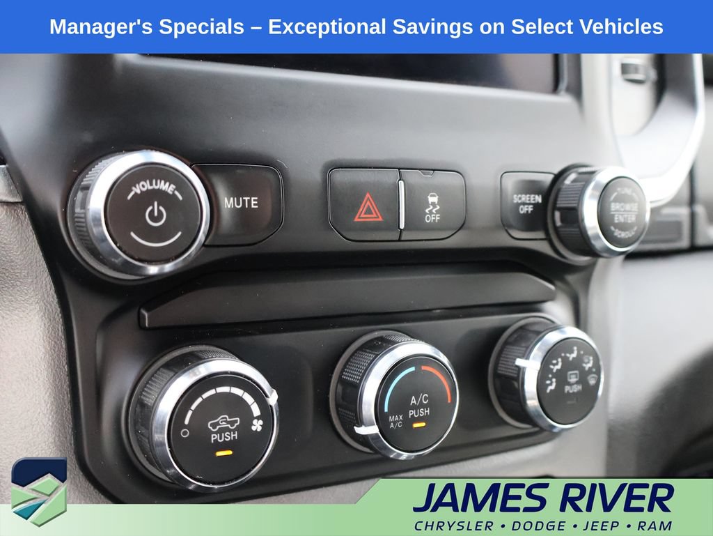 Used 2024 RAM 3500 Big Horn AWD/4WD image 34