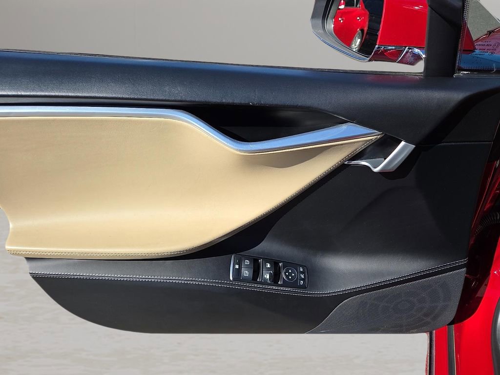 Used 2016 Tesla Model S P90D image 13