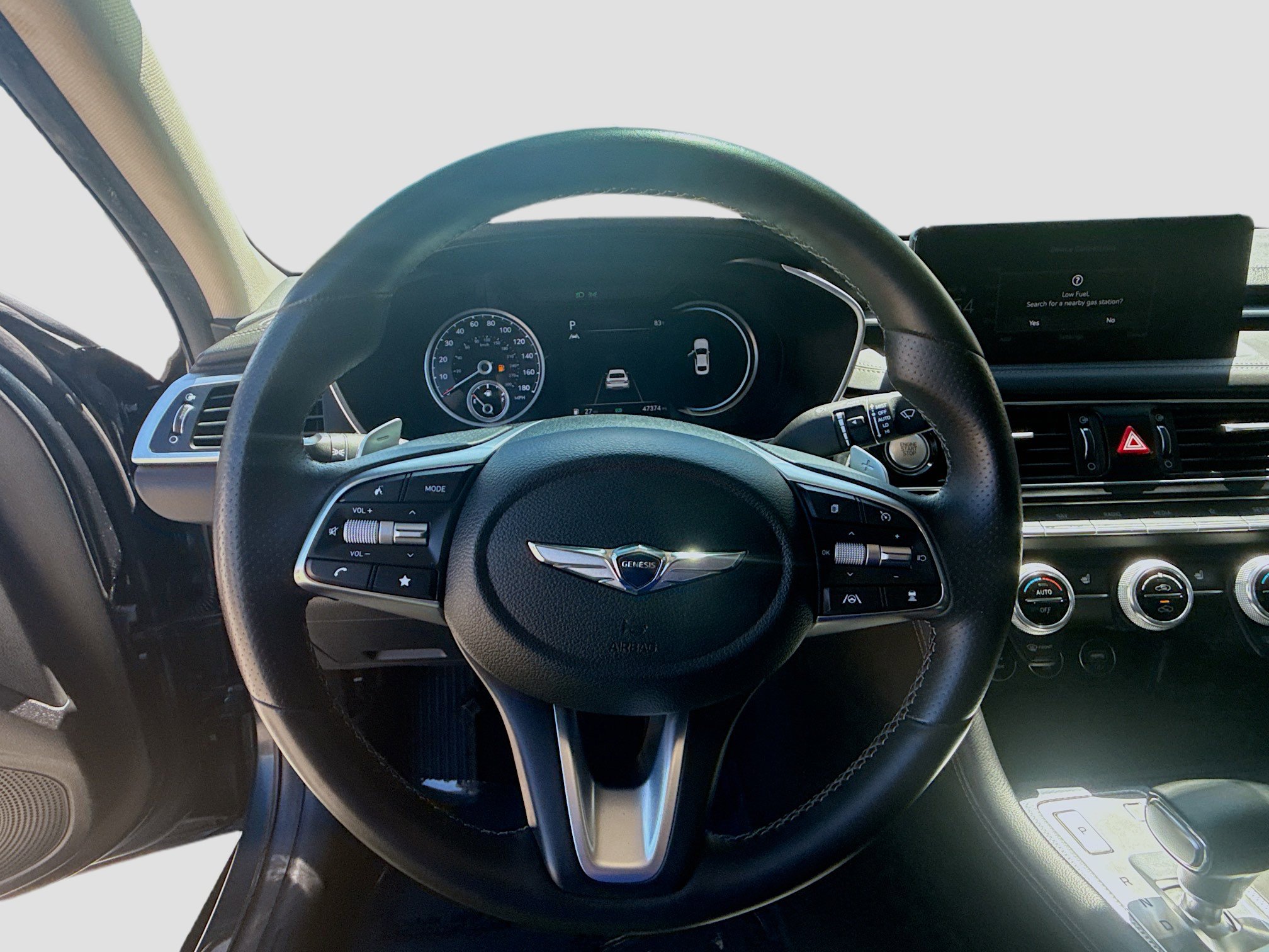 Used 2022 Genesis G70 3.3T image 10