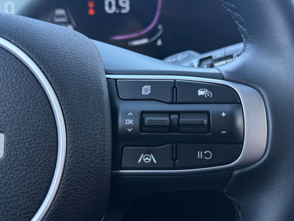 Used 2023 Kia Sportage EX image 24