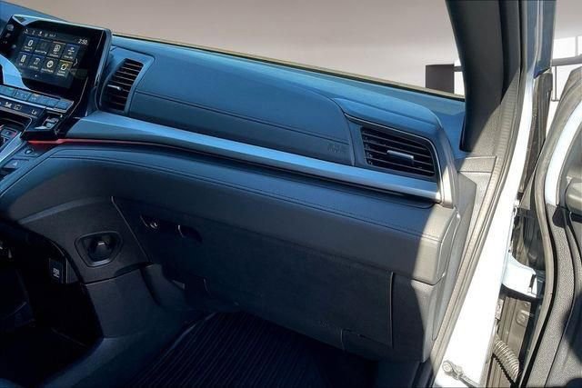 Used 2024 Honda Odyssey Sport image 27