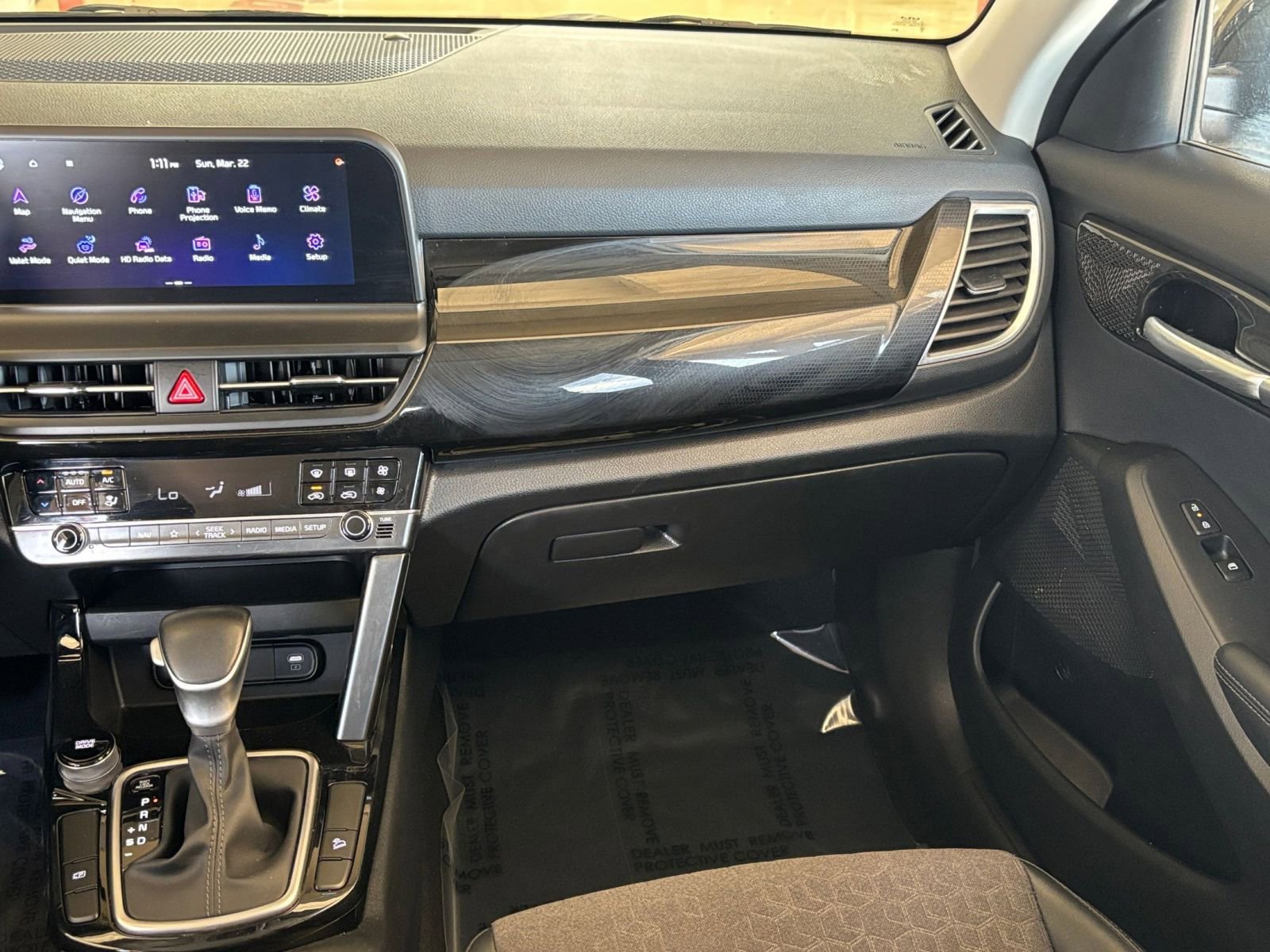 Used 2025 Kia Seltos S image 36