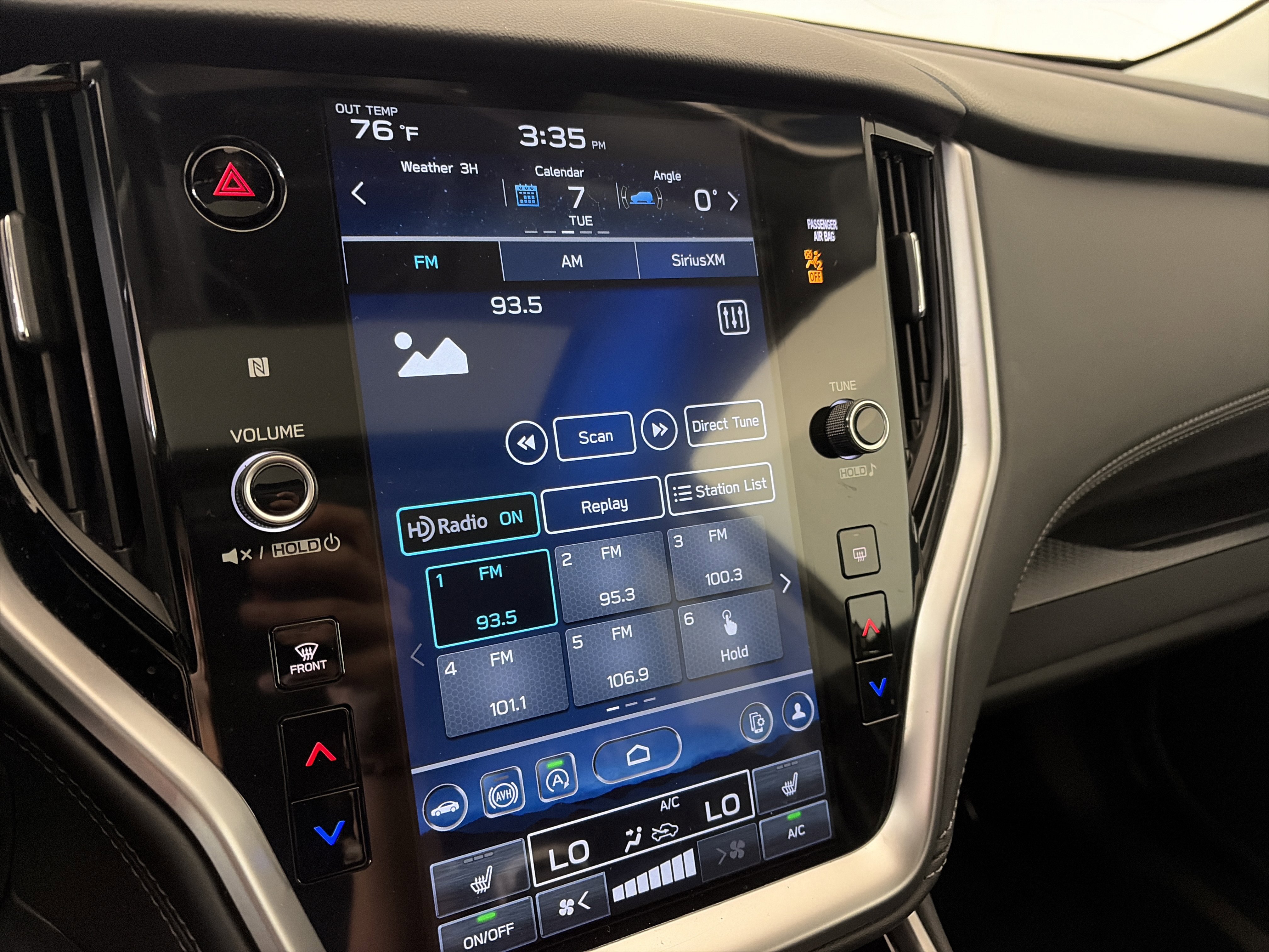 Used 2023 Subaru Outback Premium image 21